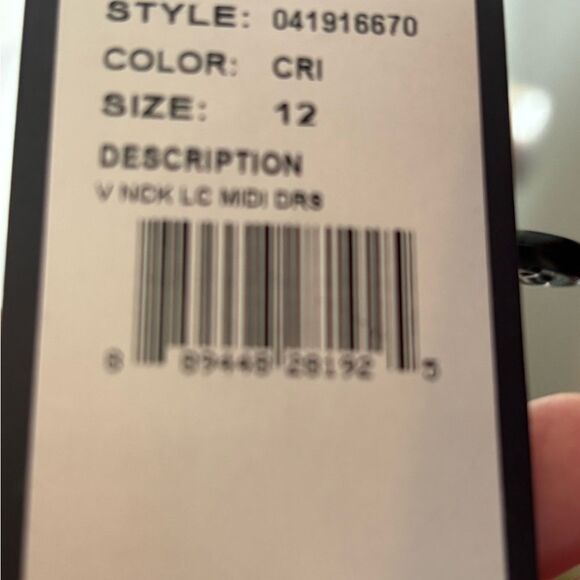 NWT Adrianna Papell Crimson V Neck Lace Dress with Satin Belt - Picture 5 of 6